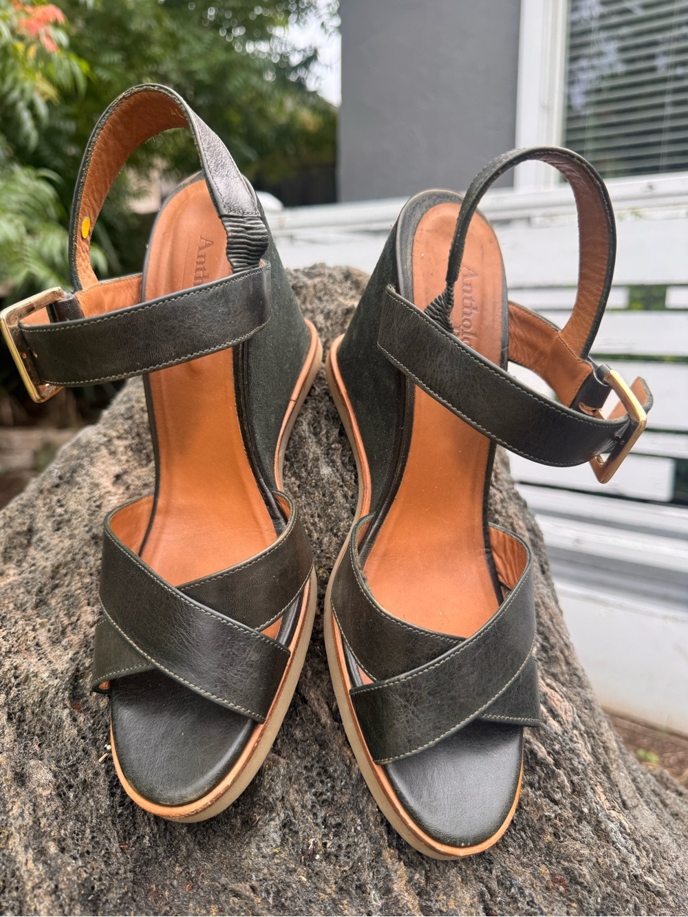 Anthropology Paris Dark Olive Leather suede Platform Sandal, Size 40(9)